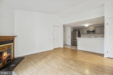 5944 Watch Chain Way unit 908, Columbia, MD 21044 - photo 3