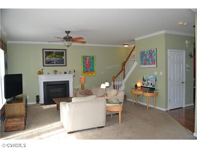 Den/Family/Great Room - Large family room open to 