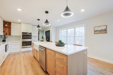 68 Lackey Dam Rd, Wilkinsonvile, MA 01590 - photo 6