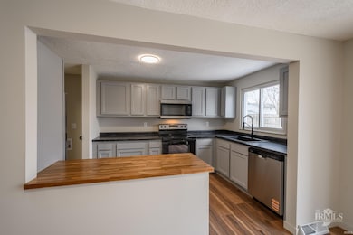 5704 E Robert St, Muncie, IN 47303 - photo 7