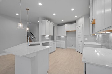 408 Hearthstone Ln, Waller, TX 77484 - photo 6