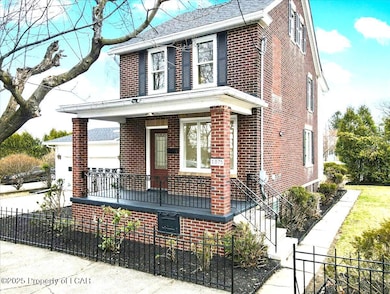 1075 N James