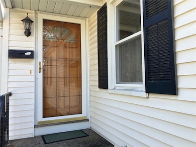 56 Arthur St, Pawtucket, RI 02860 - photo 2