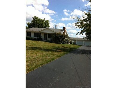 7869 Scottsville Rd, Floyds Knobs, IN 47119 - photo 4