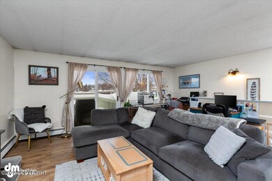 05-Living Room MS_1303