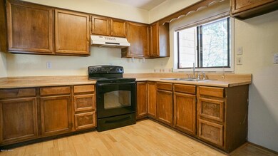 538 S 14th Loop, Show Low, AZ 85901 - photo 2