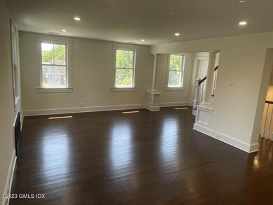 Living/dining area