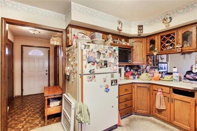 6213 Mullen Rd, Shawnee, KS 66216 - photo 4