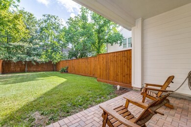 521 W 25th St, Houston, TX 77008 - photo 5