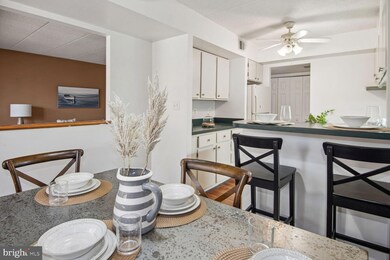 5715 Harpers Farm Rd unit D, Columbia, MD 21044 - photo 6