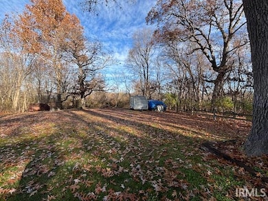 10481 N Hill Dr, van Buren Township, IN 46542 - photo 4