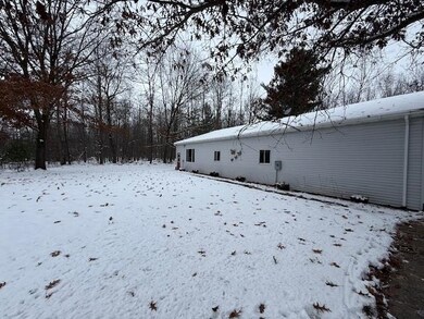 1703 E Coggins Rd, Pinconning, MI 48650 - photo 5