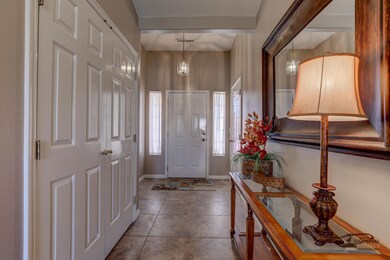 6 Foyer