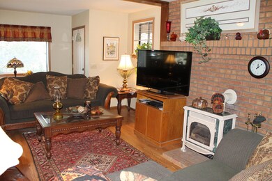 Living Room 4