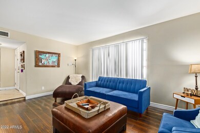 253 E Chilton Dr, Tempe, AZ 85283 - photo 5