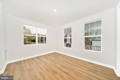 8304 Patience Ln, Glen Burnie, MD 21108 - photo 3