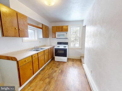 925 W Water St, Bellefonte, PA 16823 - photo 5