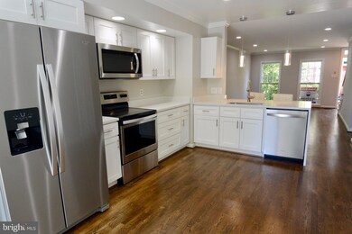 12848 Mill Brook Ct, Woodbridge, VA 22192 - photo 2