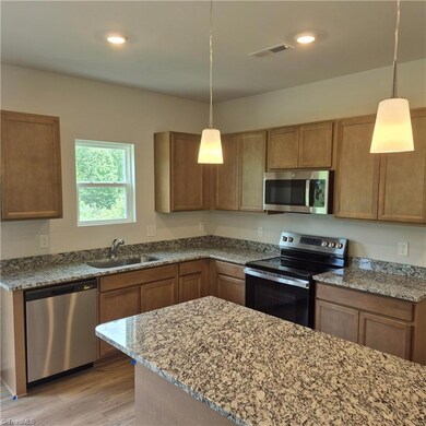 5019 Fallmeade Rd, Kernersville, NC 27284 - photo 6