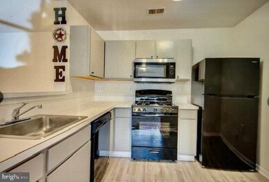 13308 Kilmarnock Way, Germantown, MD 20874 - photo 4