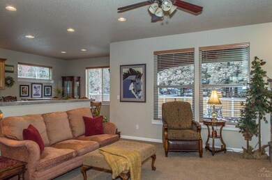 20556 Jacklight Ln, Bend, OR 97702 - photo 5