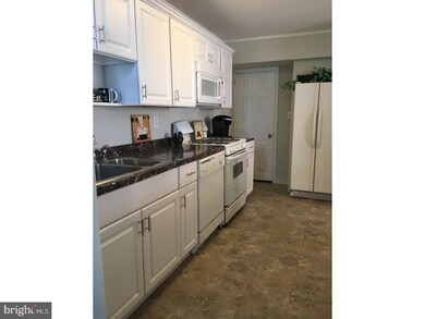 608 Beechwood Ave, Darby, PA 19023 - photo 7