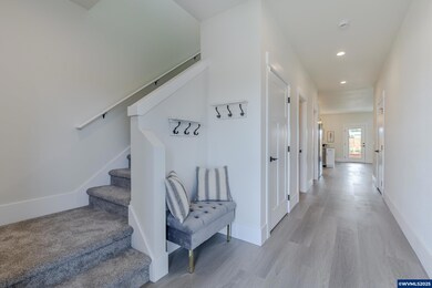 729 N Periander, Harrisburg, OR 97446 - photo 2