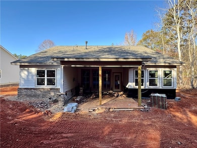 106 Player Ln, Westminster, SC 29693 - photo 2