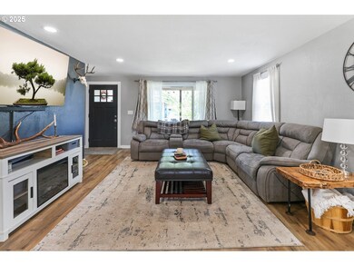 701 S 68th Place, Springfield, OR 97478 - photo 3