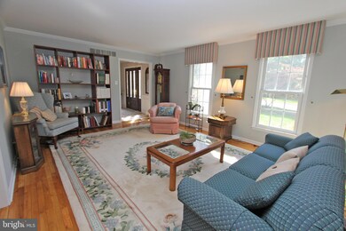 11 Lynne Cir, Paoli, PA 19301 - photo 4