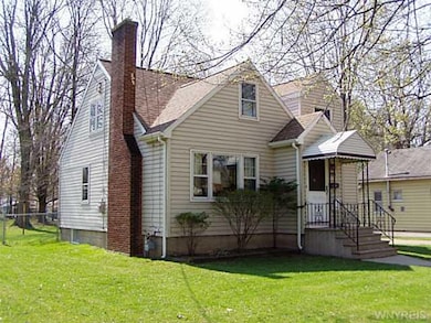 409 E Stenzil St, North Tonawanda, NY 14120 - photo 2