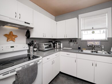 Spacious kitchen