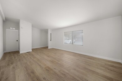 45465 E 25th St-9