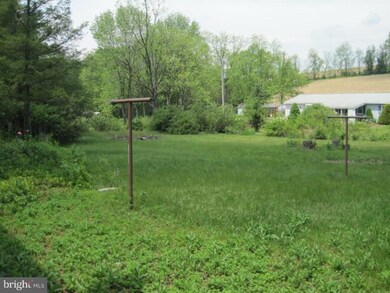 134 Cemetery Ln, Leesport, PA 19533 - photo 4