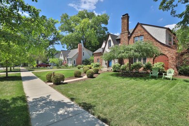 102-W-Beaumont-03a