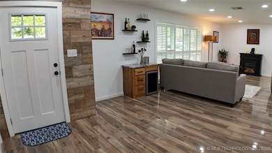 2615 E 59th St, Tulsa, OK 74105 - photo 3