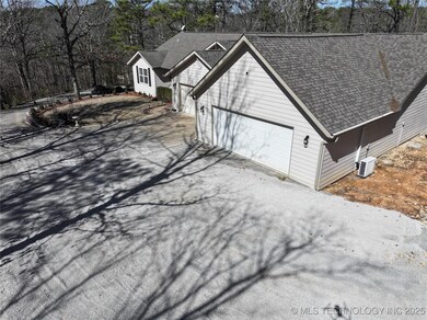 Yes!  That is a 4 car attached Garage!
