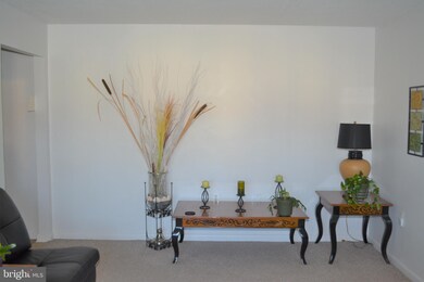 605 Center St unit 102, Herndon, VA 20170 - photo 7