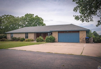 8029 SW 61st St unit House E, Topeka, KS 66610 - photo 3