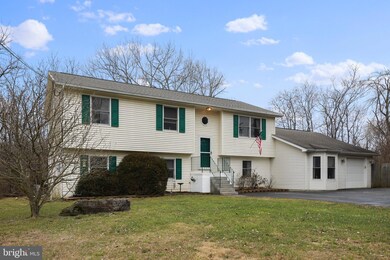 304 Chenoweth Dr, Bunker Hill, WV 25413 - photo 7