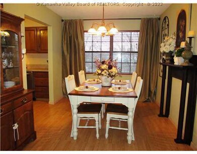 133 Timberlake Cir, Scott Depot, WV 25560 - photo 3