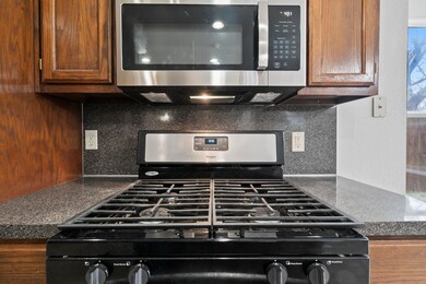 704 S Muskogee Ave, Claremore, OK 74017 - photo 7