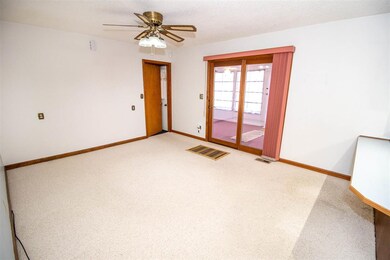 1016 S Adams St, Princeton, IN 47670 - photo 6