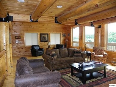 2578 Waldens Creek Rd, Sevierville, TN 37862 - photo 4