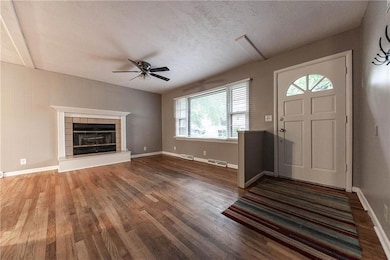 2627 Belle Crest Dr, Lawrence, KS 66046 - photo 4