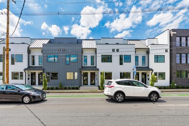 Exterior_N 4th
