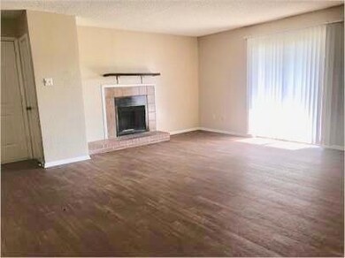 805 W Walnut St unit 17, Celina, TX 75009 - photo 6