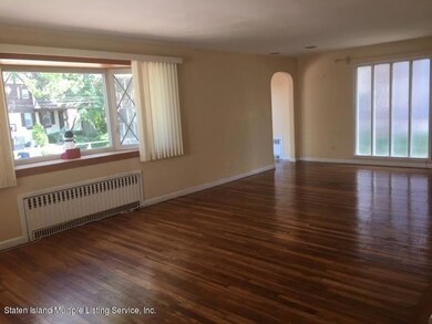 194 Kemball Ave, Staten Island, NY 10314 - photo 2