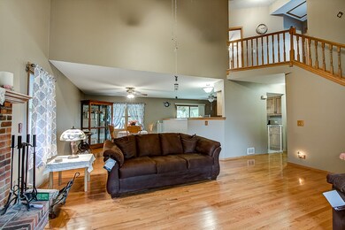 4213 Bertrand Ln, Zion, IL 60099 - photo 7