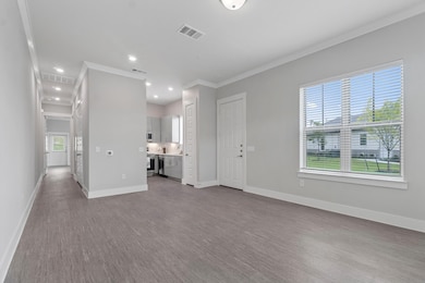 476 Suffield Dr unit 411, Buda, TX 78610 - photo 3